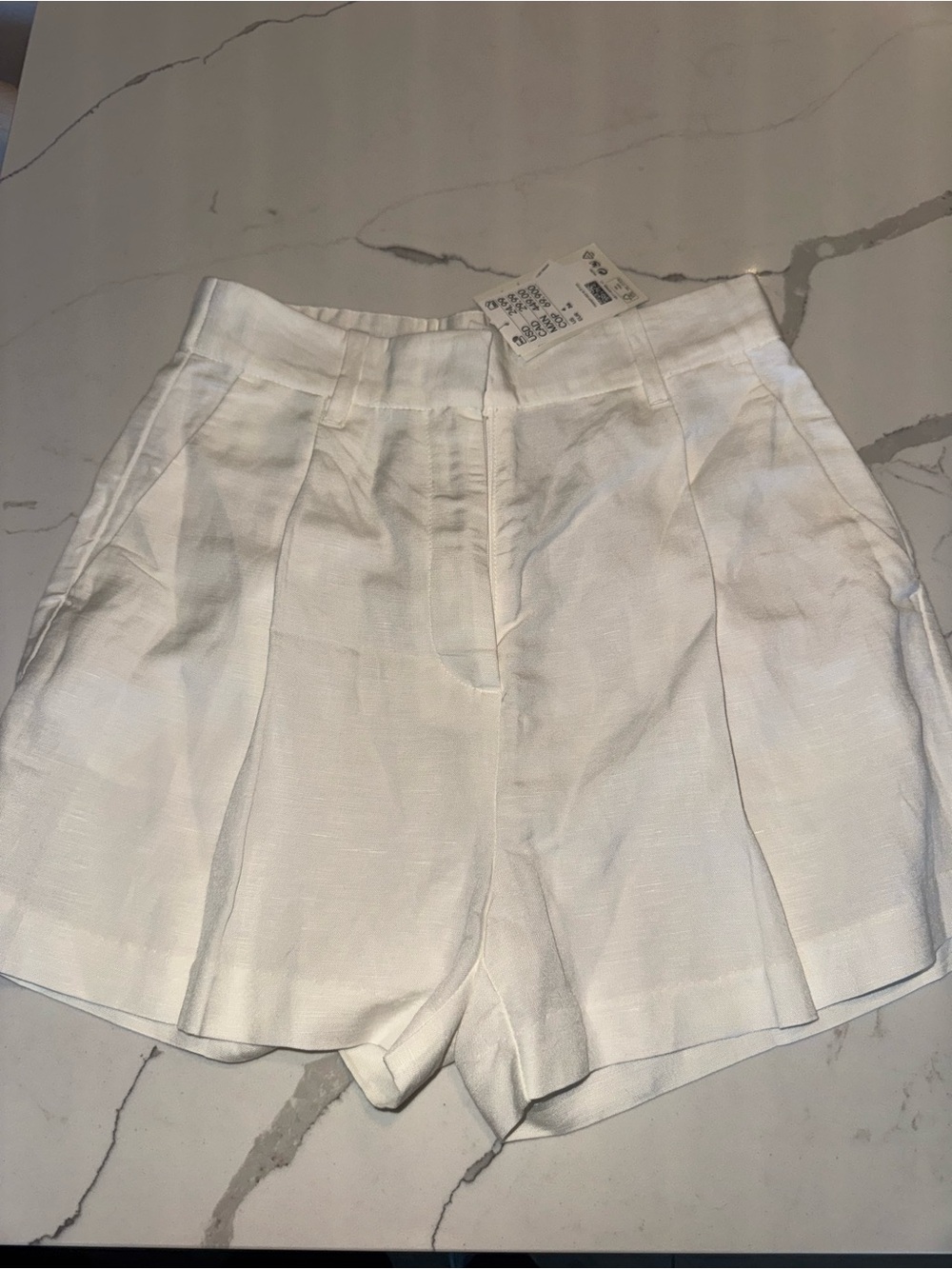 H&M White High-Waist Pleated Shorts